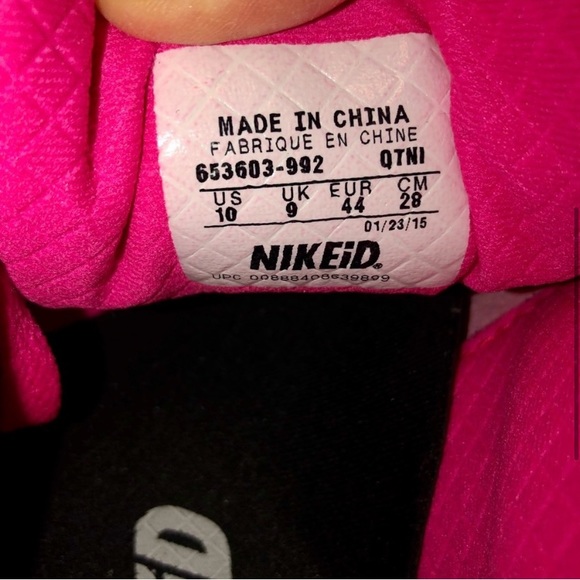 Nike id womens sneaker in good condition and gorgeous pink color. - Picture 5 of 7